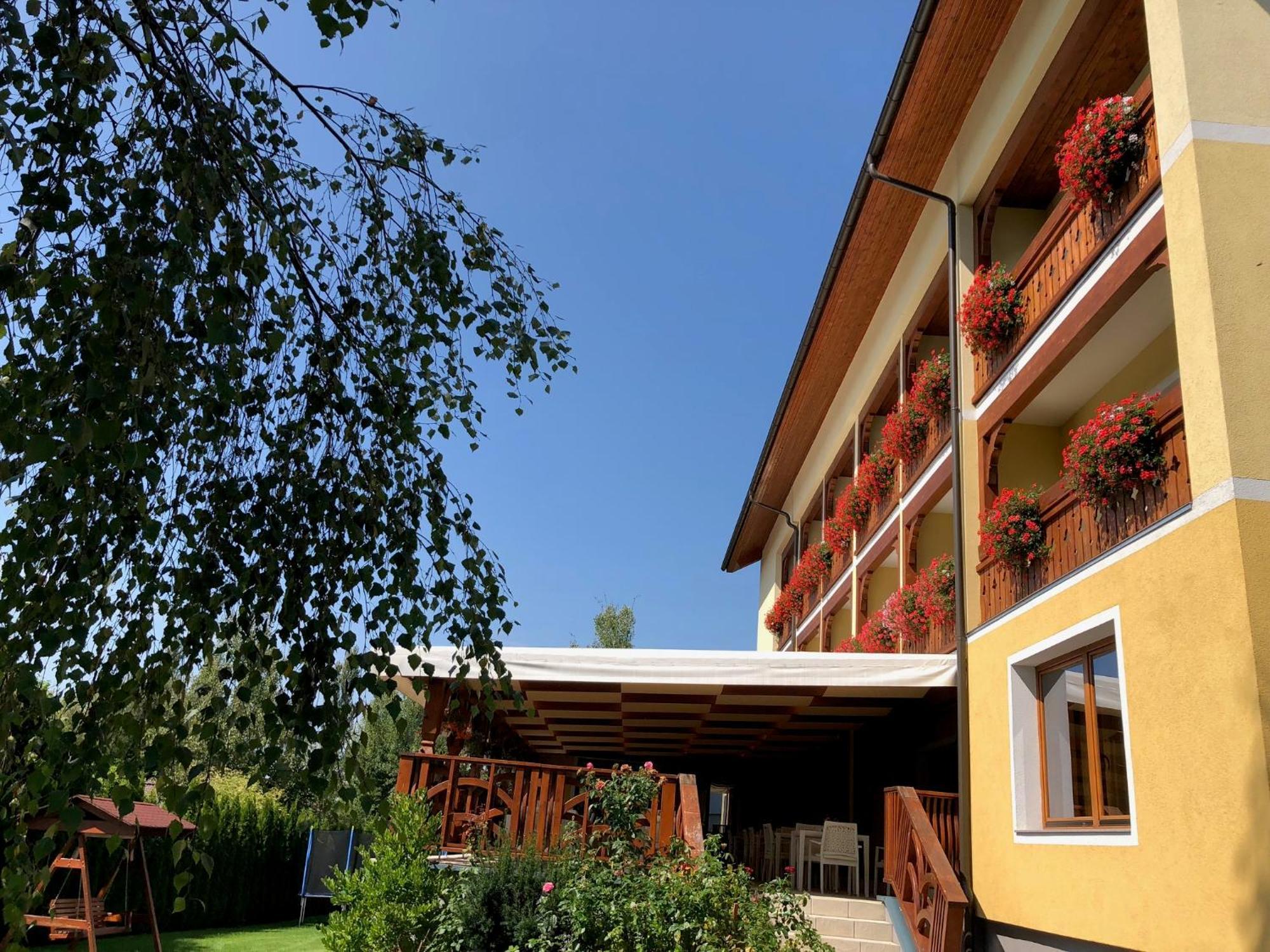 Hotel Alex Sankt Kanzian am Klopeiner See Kültér fotó