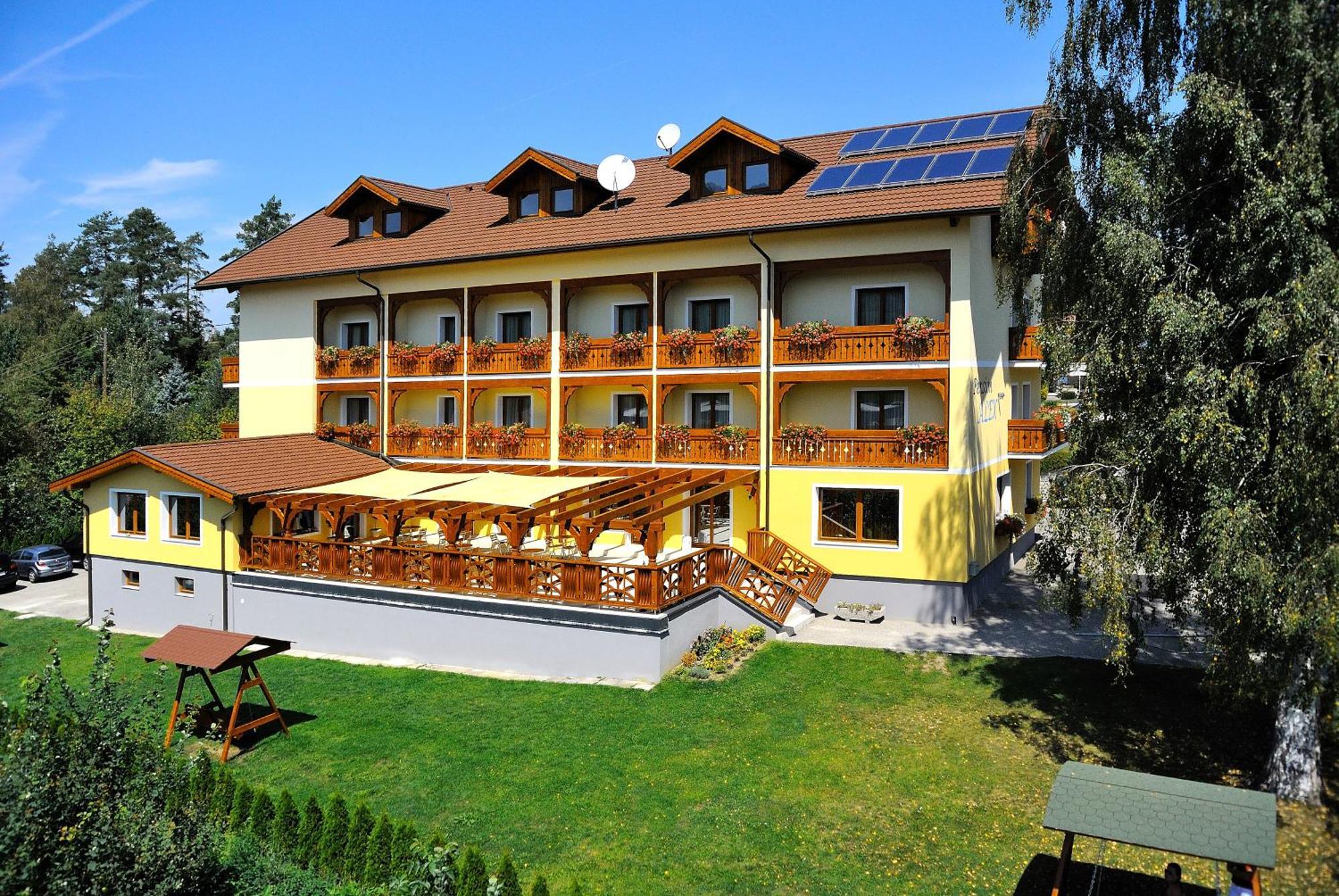 Hotel Alex Sankt Kanzian am Klopeiner See Kültér fotó