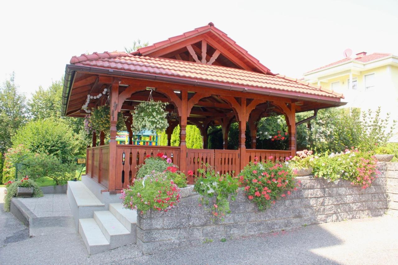 Hotel Alex Sankt Kanzian am Klopeiner See Kültér fotó